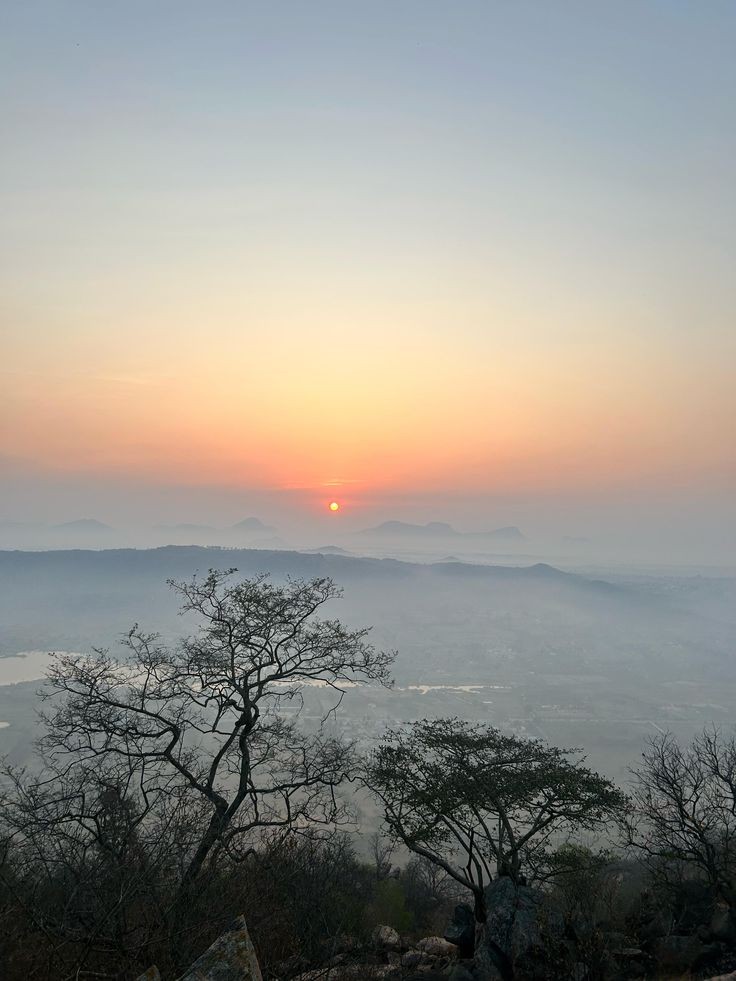 Makalidurga sunrise view from Bangalore trek